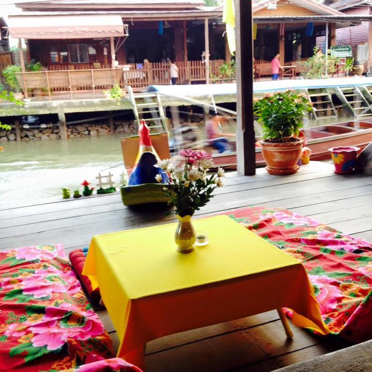 Baanklong Amphawa Homestay Exterior photo